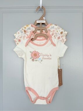 NWT Chickpea Cream & Pink Floral Baby One-Piece Set - Daddy’s Sweetie